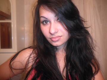 Public Photo of GoldenLady25